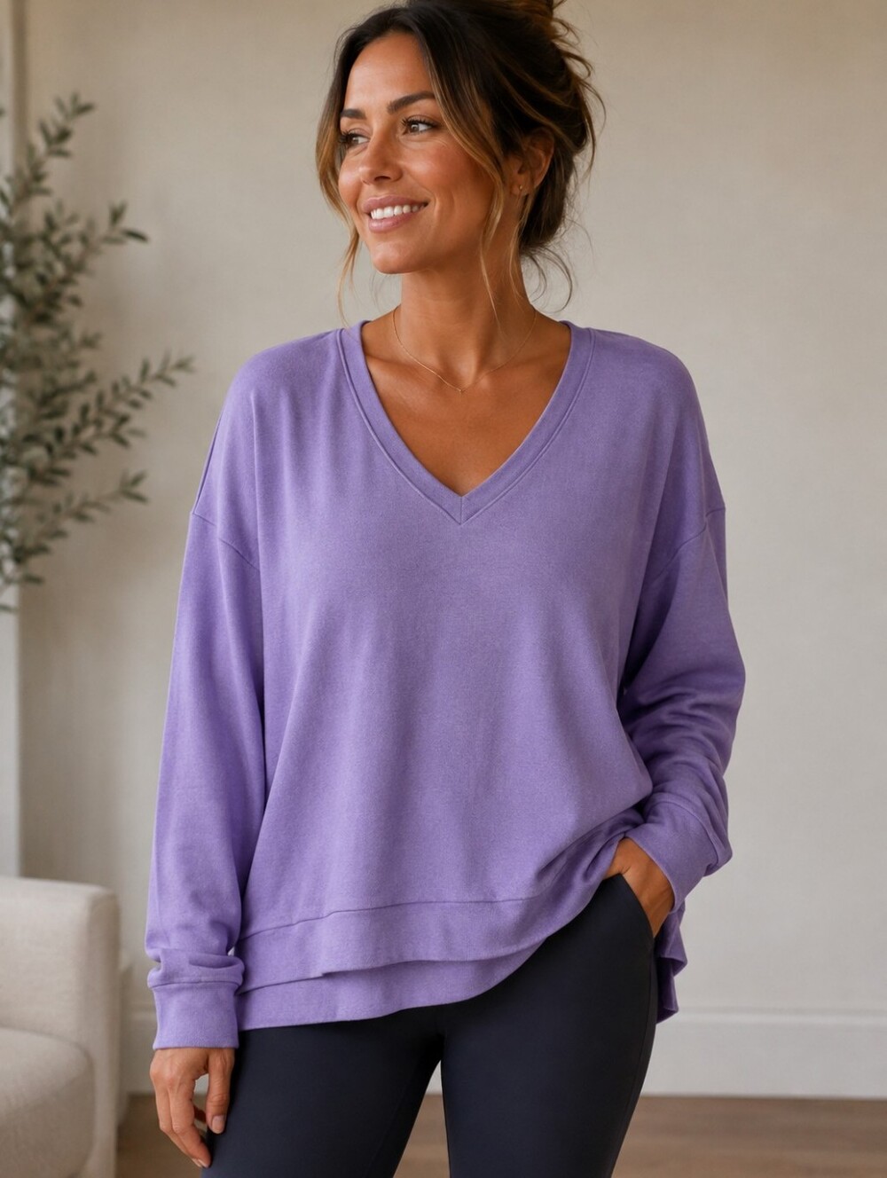 Beyond Yoga Lavender Purple V-Neck High-Low Relaxed Pullover